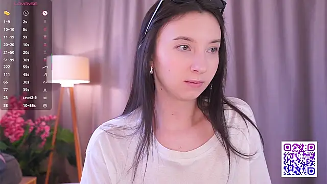 DaisyBlaze online show from April 2026 06:37:02 AM