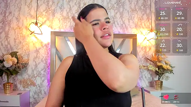 Aisha poweer online show from November 2025 02:12:02 AM