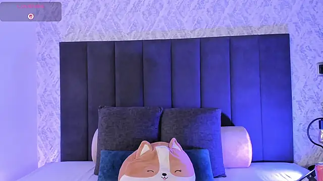 dana hazze online show from November 2025 03:48:02 PM