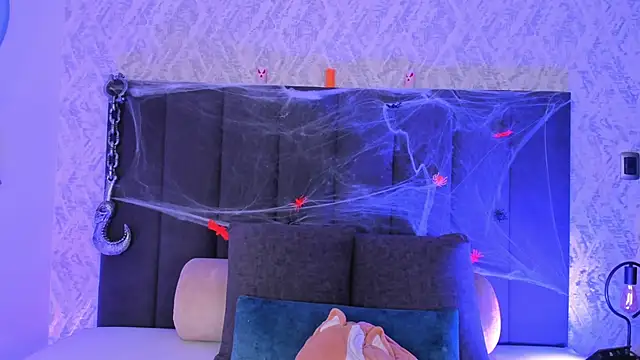 dana hazze online show from October 2025 09:36:01 PM