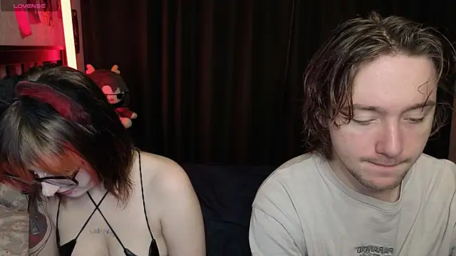 Snapshot of ellen_and_danny chatting on September 2025 05:13:01 PM ellen and danny online show from September 2025 05:13:01 PM