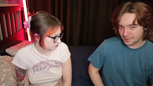 Snapshot of ellen_and_danny chatting on September 2025 05:02:02 PM ellen and danny online show from September 2025 05:02:02 PM