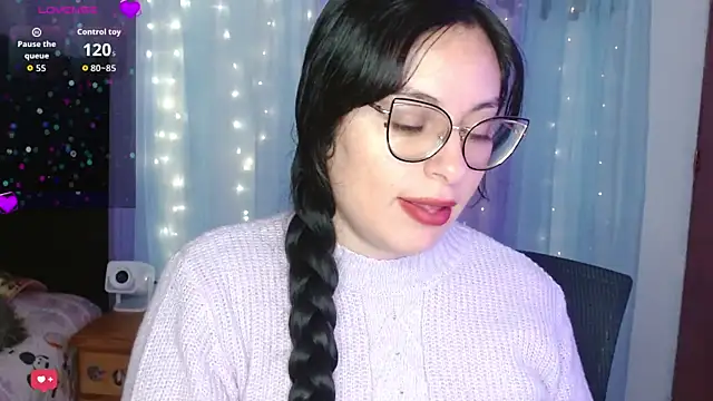 Camila Ord online show from November 2025 07:13:02 PM