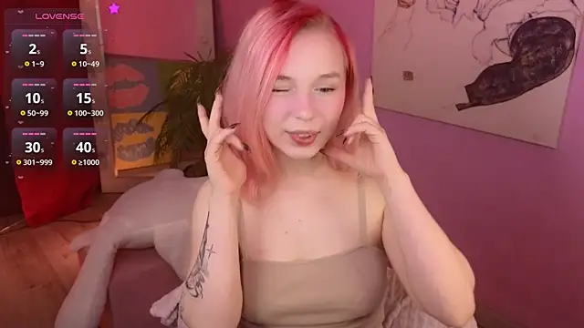 Snapshot of NaomiYoru chatting on May 2026 08:38:02 PM NaomiYoru online show from May 2026 08:38:02 PM