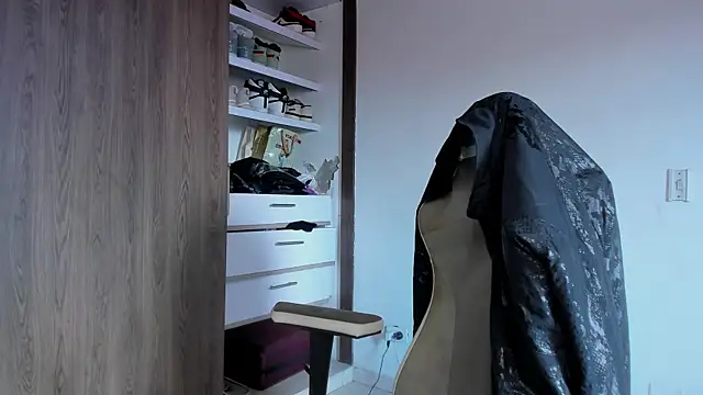 Snapshot of natevillage chatting on September 2025 08:03:02 PM natevillage online show from September 2025 08:03:02 PM