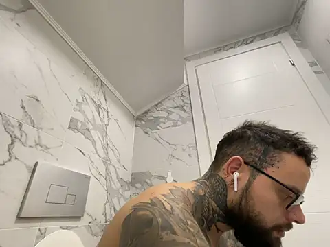 Snapshot of natevillage chatting on December 2025 10:49:02 AM natevillage online show from December 2025 10:49:02 AM