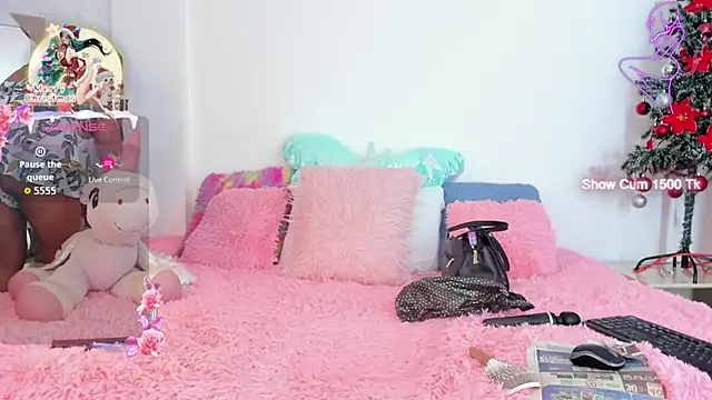 Ariana-Fernandez online show from December 2025 12:39:01 PM