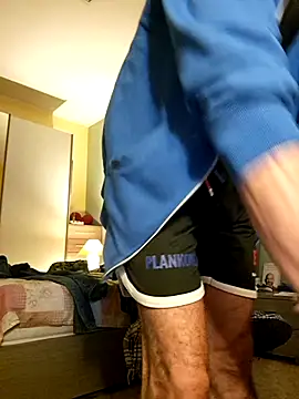 KalendaXL online show from November 2025 08:36:01 PM