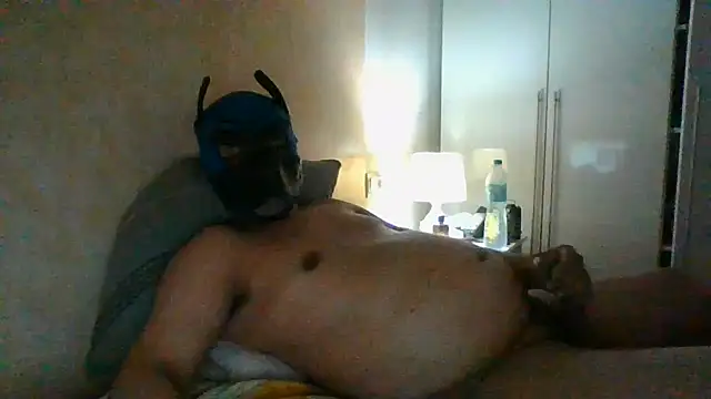 Snapshot of soumicuckold1 chatting on July 2026 11:06:02 PM soumicuckold1 online show from July 2026 11:06:02 PM