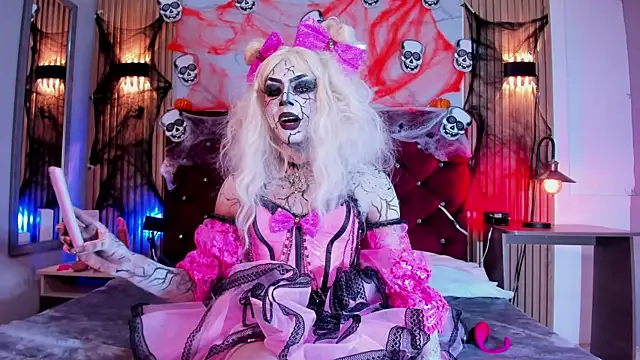 Snapshot of Megan_Rodriguez chatting on October 2025 07:11:02 PM Megan Rodriguez online show from October 2025 07:11:02 PM