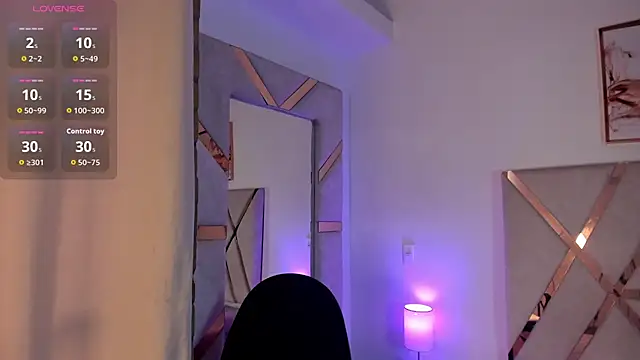 Mia volkova online show from November 2025 12:42:01 PM