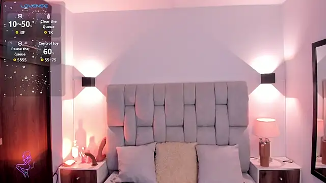 Mia volkova online show from November 2025 12:48:02 PM