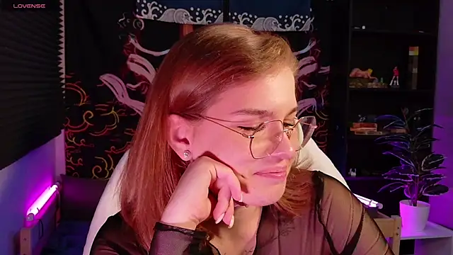SophieMurrr online show from July 2026 08:12:02 PM