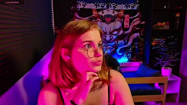 SophieMurrr online show from May 2026 08:37:01 PM