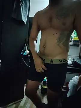 Snapshot of SanChacal5694 chatting on November 2025 02:37:02 AM SanChacal5694 online show from November 2025 02:37:02 AM