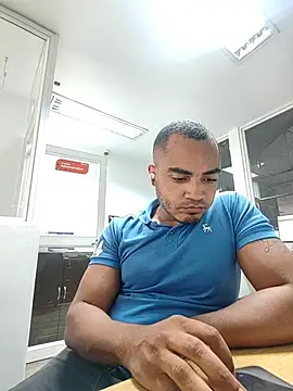 Snapshot of SanChacal5694 chatting on November 2025 05:57:01 PM SanChacal5694 online show from November 2025 05:57:01 PM