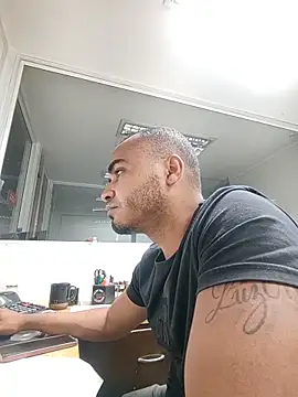 Snapshot of SanChacal5694 chatting on November 2025 10:53:01 PM SanChacal5694 online show from November 2025 10:53:01 PM