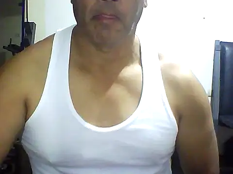 Snapshot of sexigym35 chatting on October 2025 02:33:02 AM sexigym35 online show from October 2025 02:33:02 AM