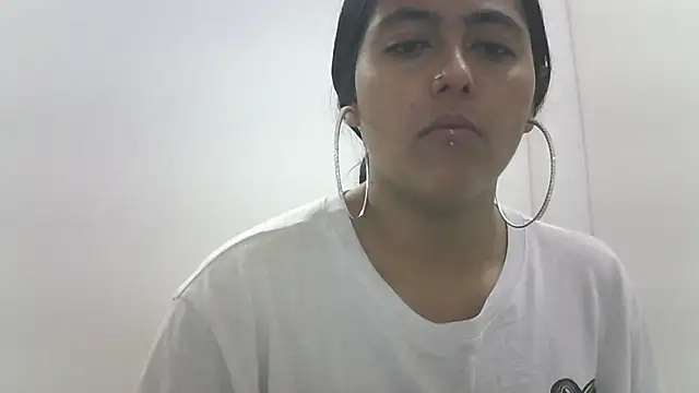 Snapshot of Melodyqueen_ chatting on September 2025 12:07:02 AM Melodyqueen online show from September 2025 12:07:02 AM