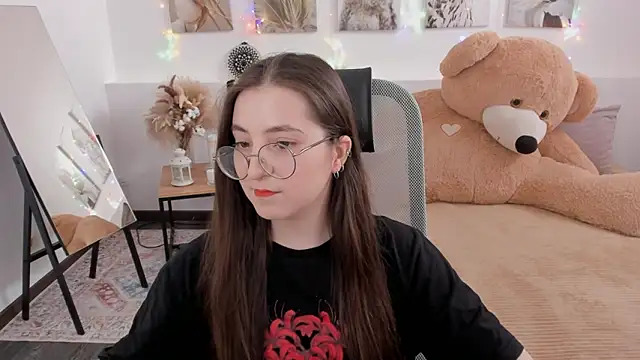 VirtuallVoyant online show from March 2026 08:26:33 AM