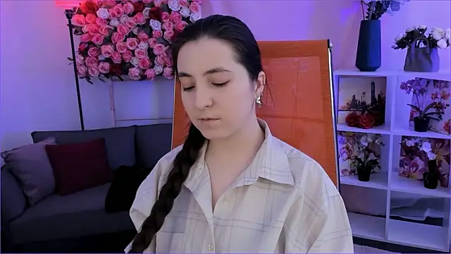 VirtuallVoyant online show from February 2026 07:26:02 AM