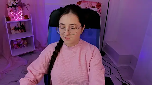 VirtuallVoyant online show from November 2025 03:54:01 AM