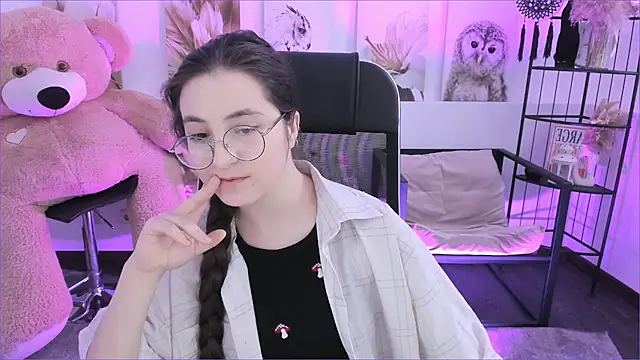 VirtuallVoyant online show from December 2025 07:13:02 AM