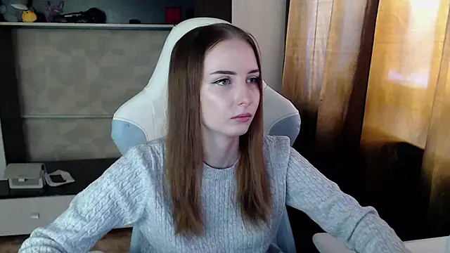 Cutti Crystal online show from February 2026 04:29:02 AM