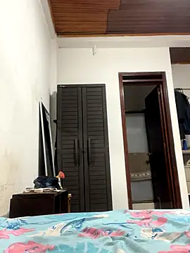 Huitaca  online show from November 2025 02:48:02 AM