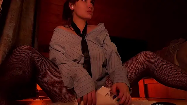 Crucio online show from January 2026 07:56:02 PM