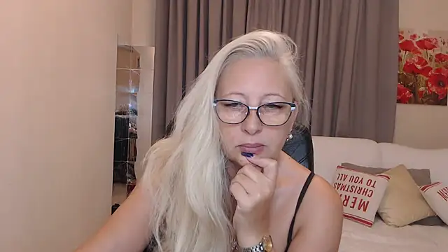 ValeriaSharm online show from November 2025 10:08:01 AM