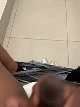 Snapshot of kamo012000 chatting on September 2025 09:26:02 AM kamo012000 online show from September 2025 09:26:02 AM