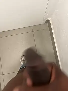 Snapshot of kamo012000 chatting on September 2025 12:44:02 PM kamo012000 online show from September 2025 12:44:02 PM