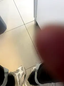 Snapshot of kamo012000 chatting on October 2025 07:42:01 AM kamo012000 online show from October 2025 07:42:01 AM