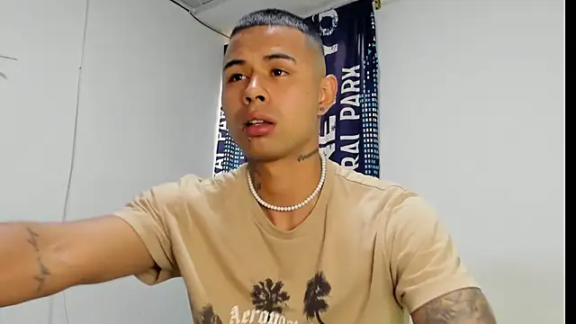  Logan Colton  online show from January 2026 09:22:01 PM