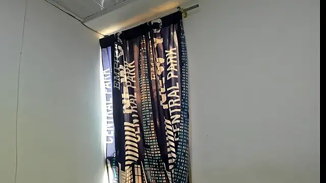  Logan Colton  online show from December 2025 08:25:01 PM