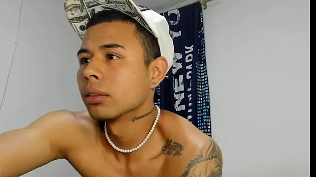  Logan Colton  online show from December 2025 11:21:01 PM