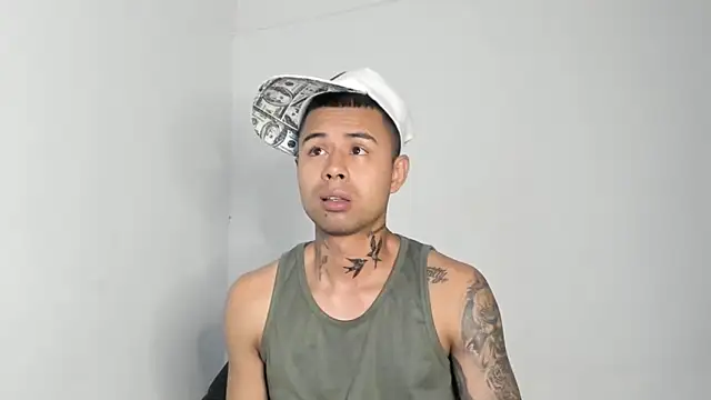 Snapshot of _Logan_Colton_ chatting on June 2026 10:51:02 PM Logan Colton online show from June 2026 10:51:02 PM