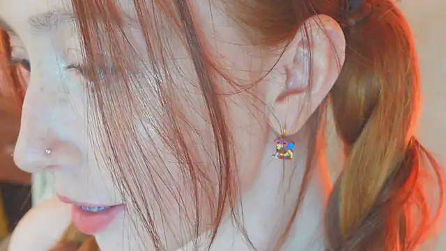 Snapshot of niilaa chatting on November 2025 06:00:02 PM niilaa online show from November 2025 06:00:02 PM