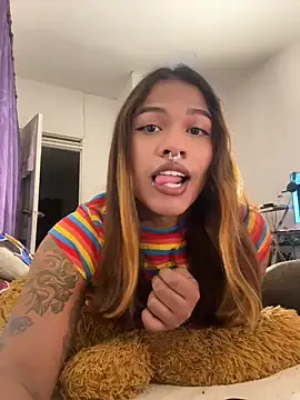 Snapshot of cam11_07 chatting on June 2026 04:23:02 PM cam11 07 online show from June 2026 04:23:02 PM