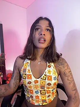 cam11 07 online show from November 2025 09:26:02 PM