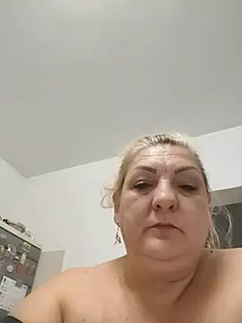 clarabbw47 online show from June 2026 11:02:02 PM