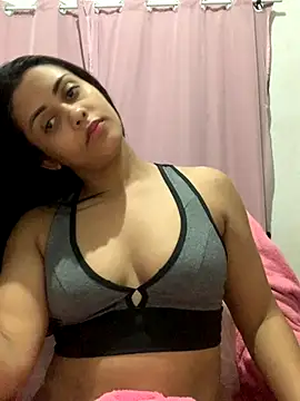 afroditii online show from November 2025 12:22:02 AM