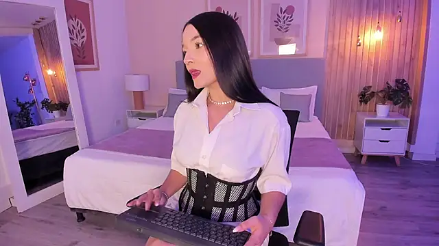 AuroraEvanss online show from May 2026 09:24:02 PM