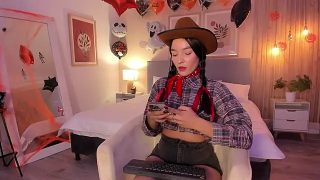 AuroraEvanss online show from October 2025 09:16:01 PM