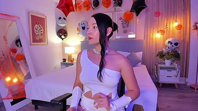 AuroraEvanss online show from October 2025 09:38:01 PM