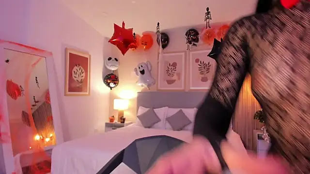 AuroraEvanss online show from October 2025 09:23:02 PM