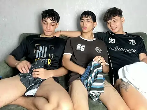 willy sexxx18 online show from April 2026 02:23:02 PM