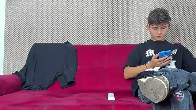 willy sexxx18 online show from February 2026 07:47:01 PM