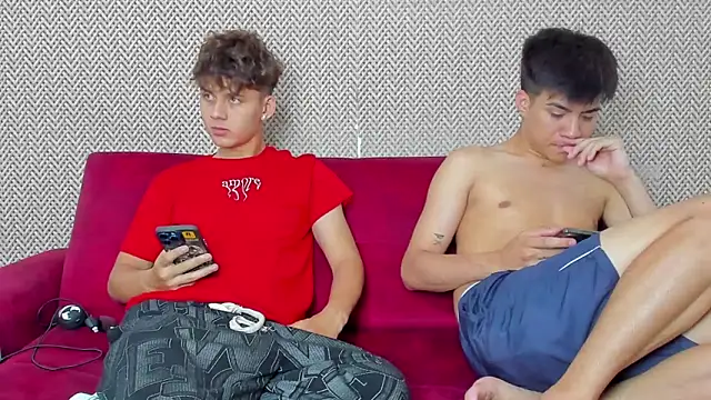 willy sexxx18 online show from February 2026 07:13:01 PM